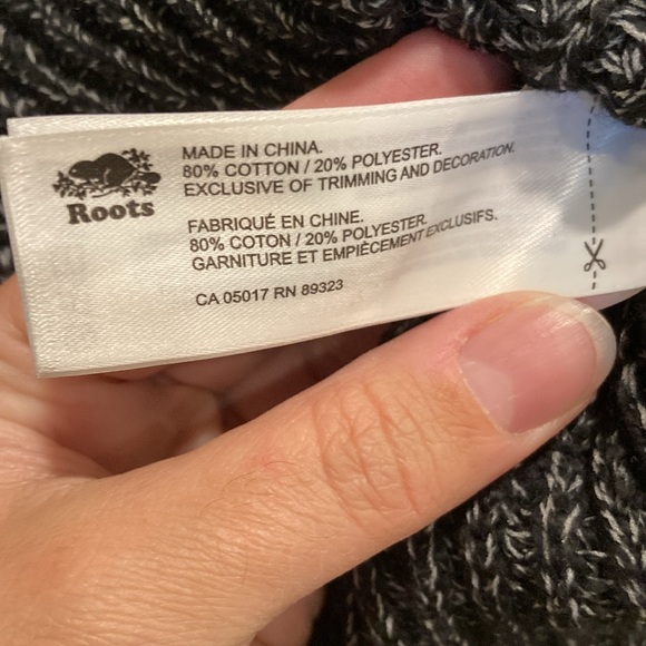 BNWT Roots Oversized Sweater - Picture 5 of 9